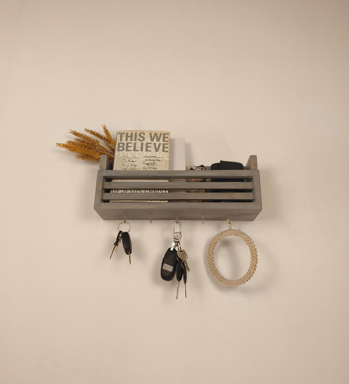 Arctic Wooden Wall Shelf Organiser with Key Holders