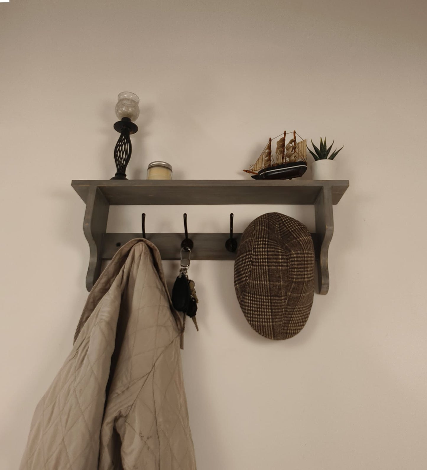 Wind Wooden Wall Shelf Organiser with Key Holders