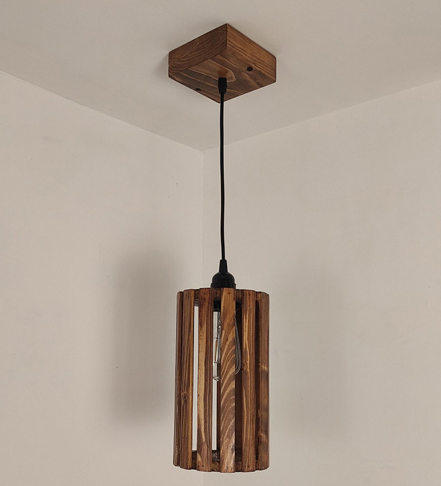 Poppy Brown Wooden Single Hanging Lamp