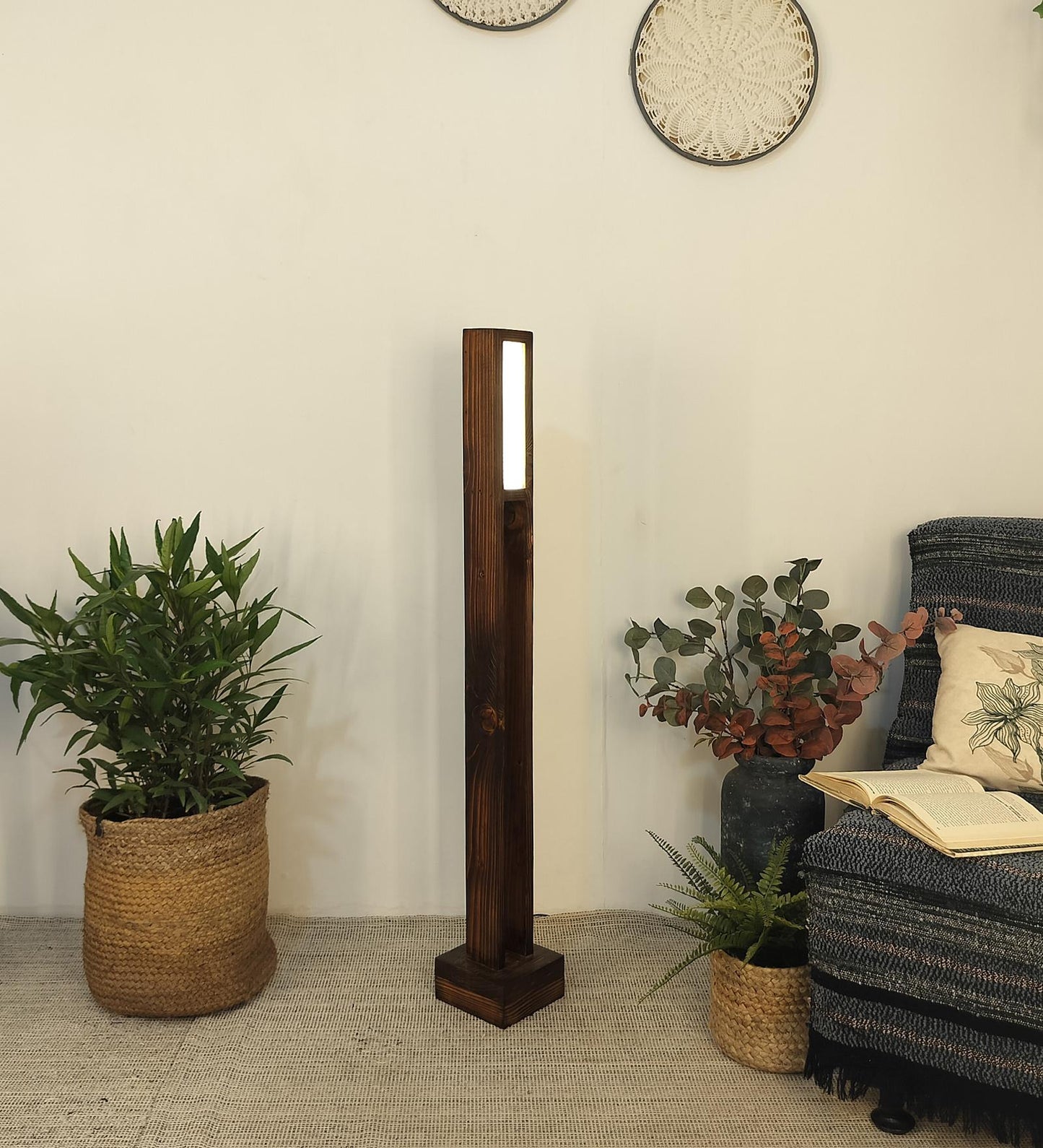Say Wooden LED Floor Lamp with Brown Base