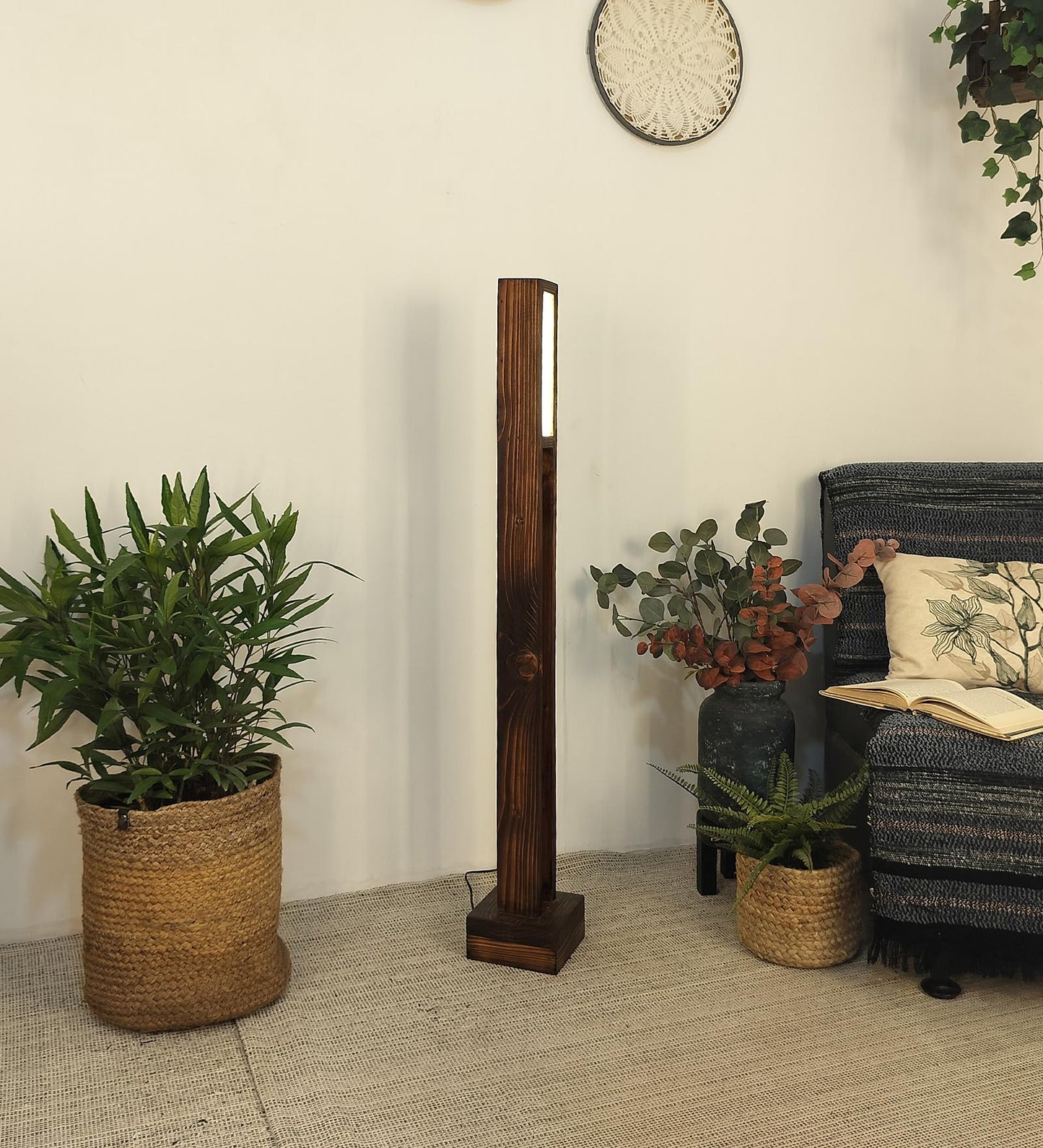 Say Wooden LED Floor Lamp with Brown Base