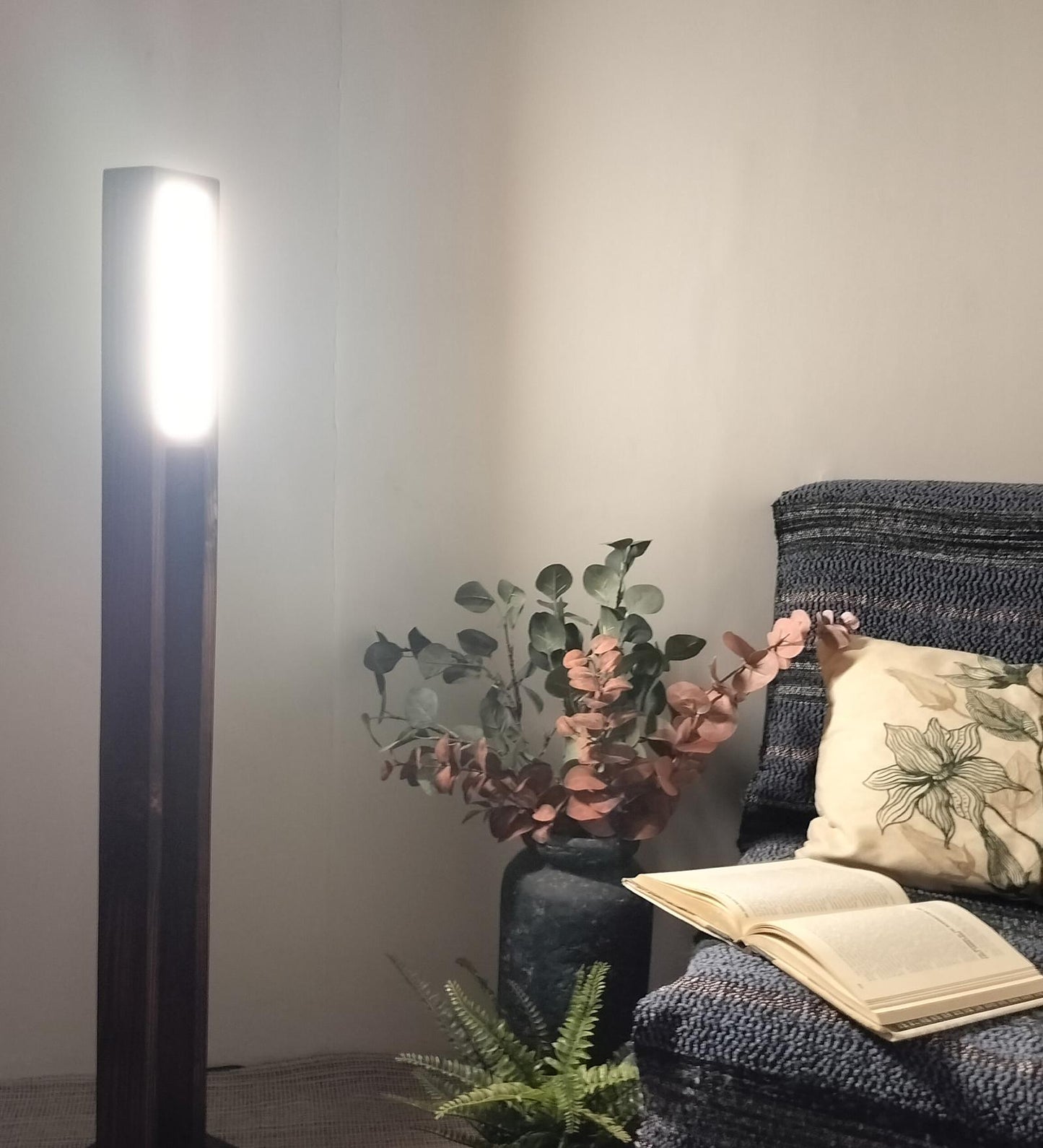 Say Wooden LED Floor Lamp with Brown Base