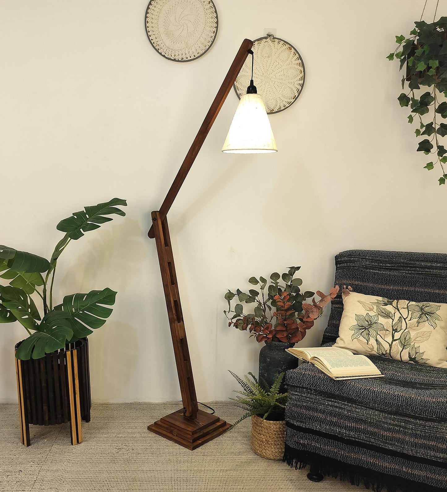 Mountain Wooden Floor Lamp with Brown Base and Jute Fabric Lampshade