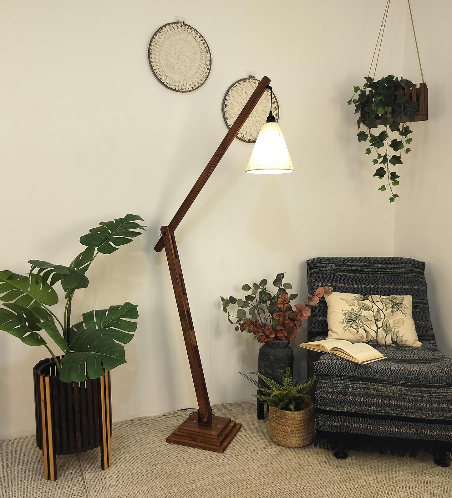 Mountain Wooden Floor Lamp with Brown Base and Jute Fabric Lampshade