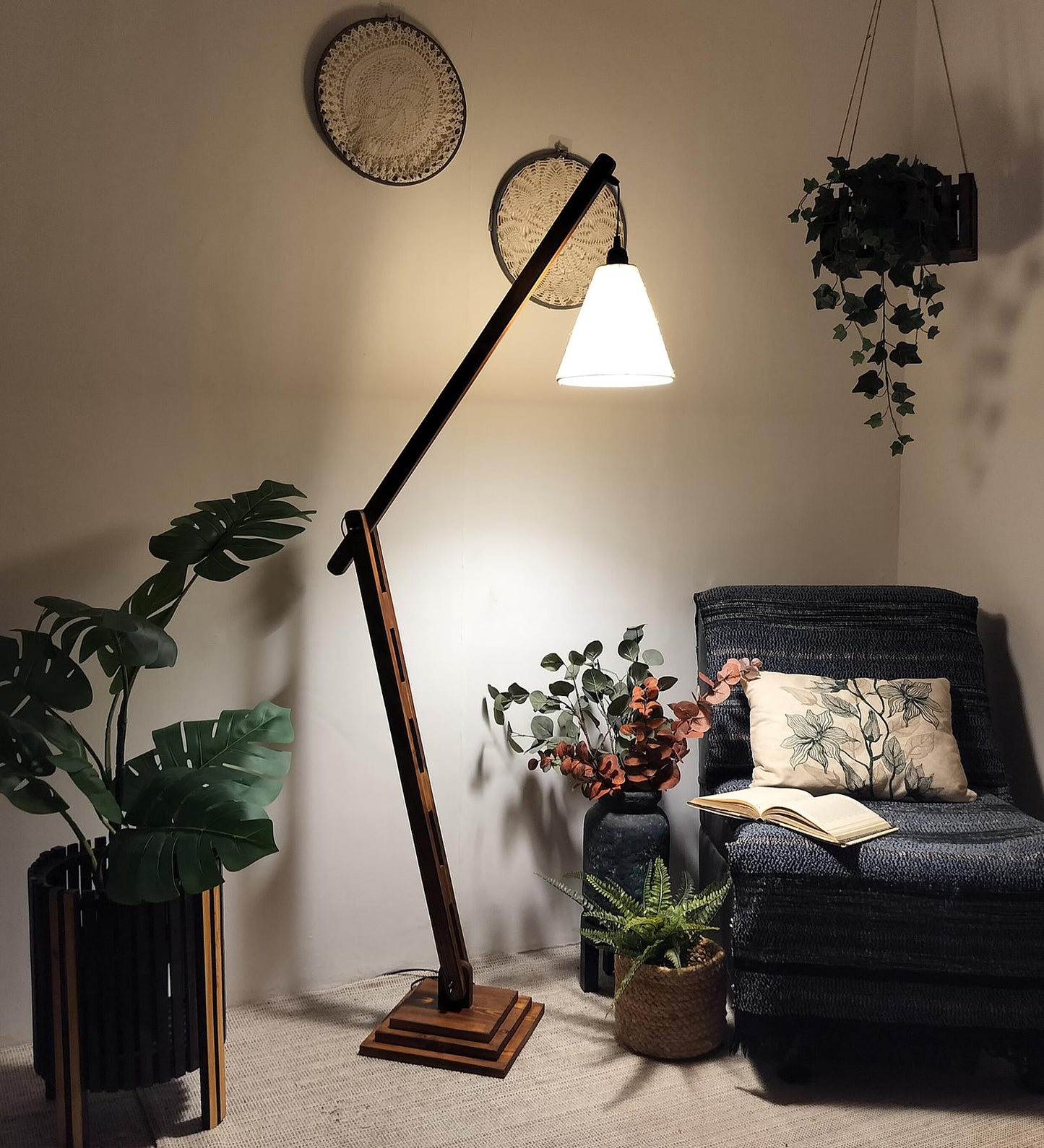 Mountain Wooden Floor Lamp with Brown Base and Jute Fabric Lampshade