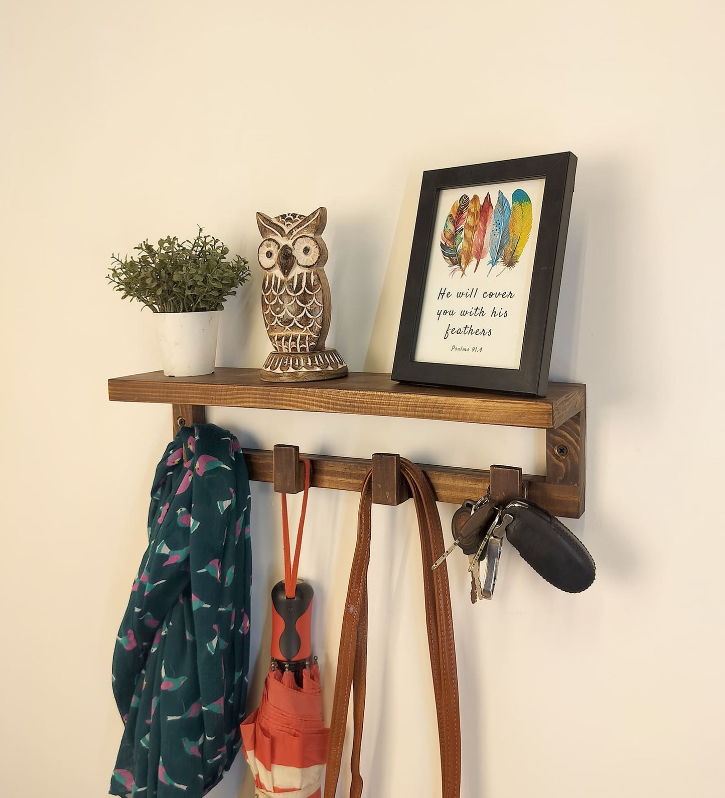 Feel Wooden Wall Shelf Organiser with Key Holders