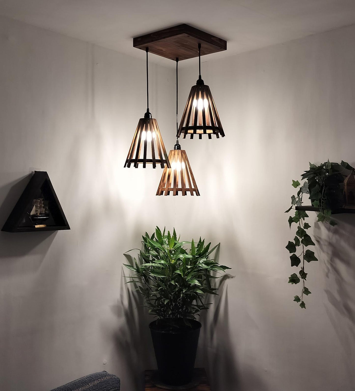 Terrestrial Brown Wooden Cluster Hanging Lamp