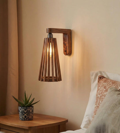 Good Brown Wooden Wall Light