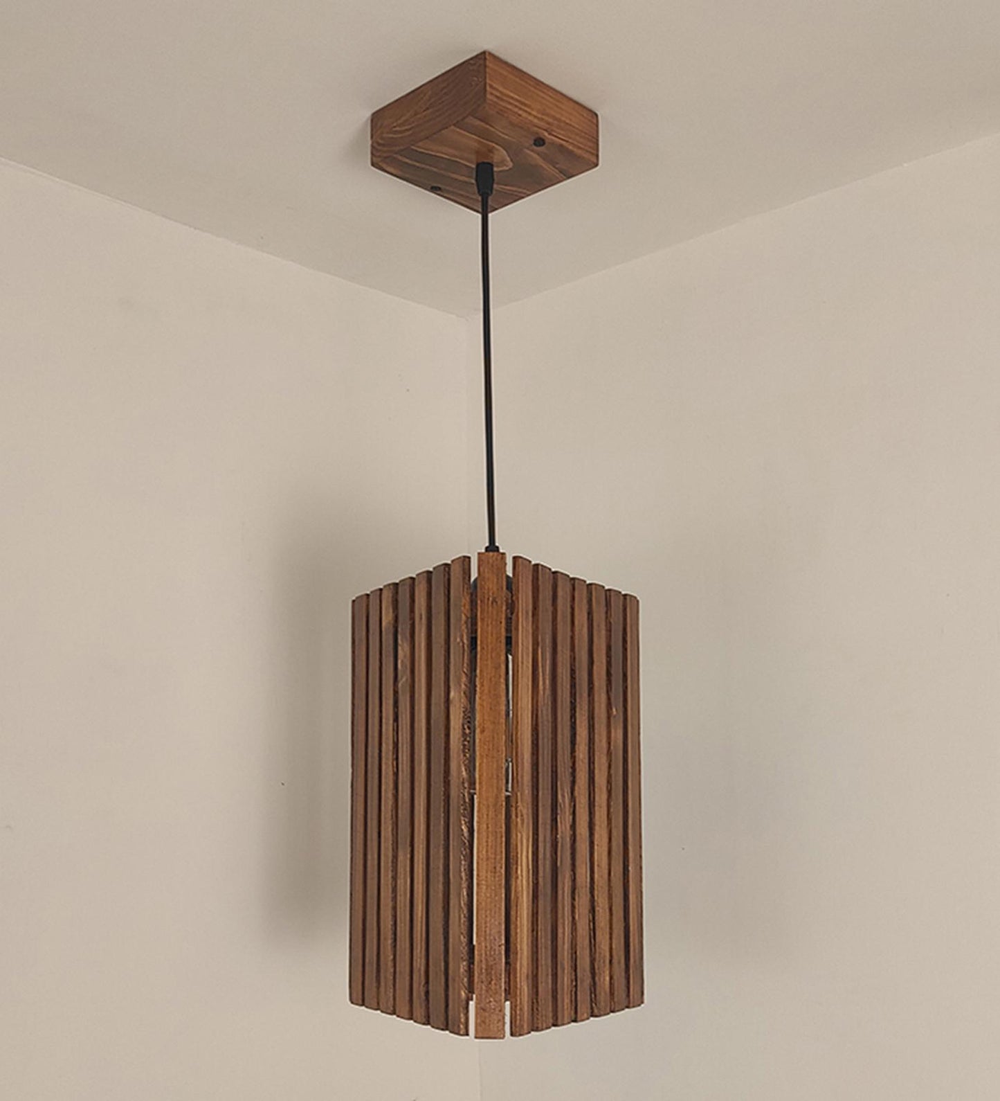 Oryx Brown Wooden Single Hanging Lamp