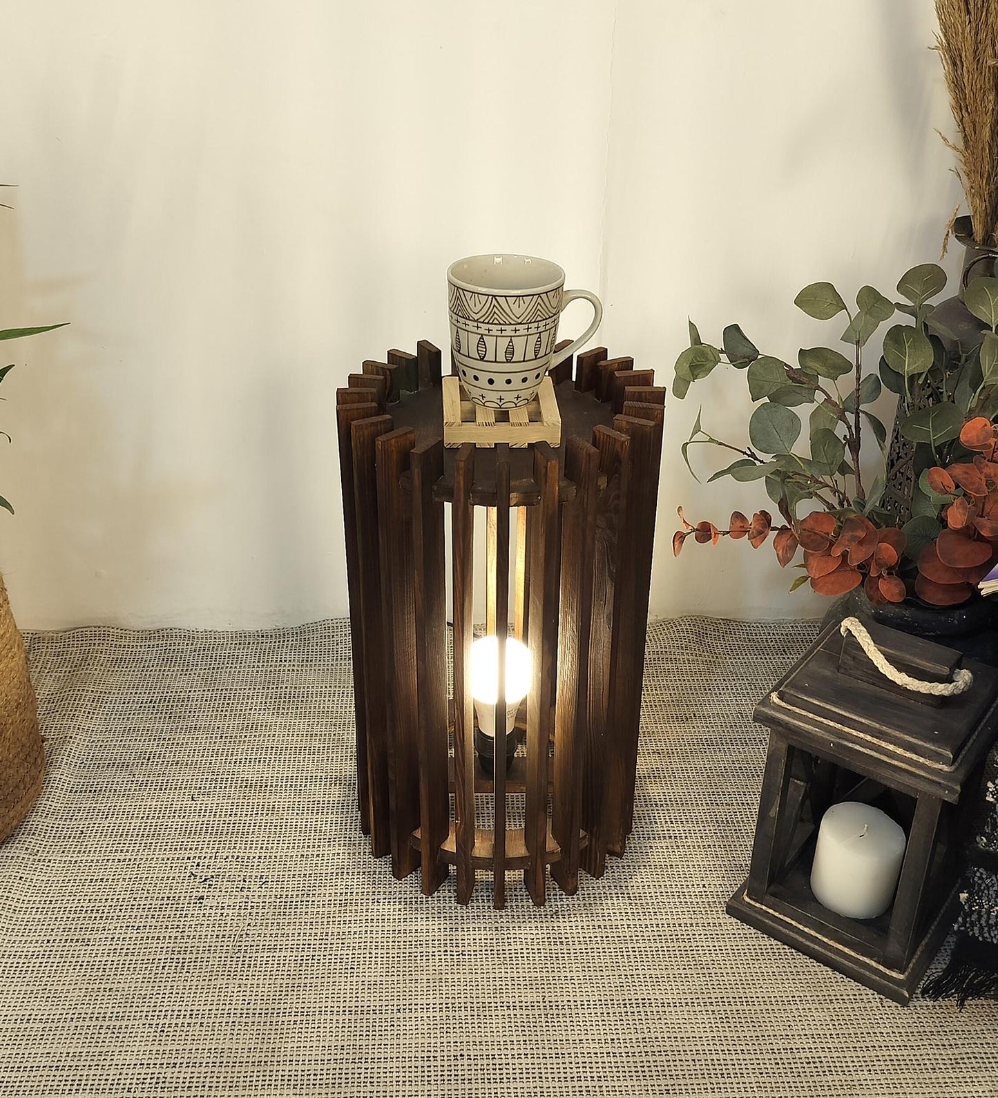 Dive Sidekick Wooden Floor Lamp