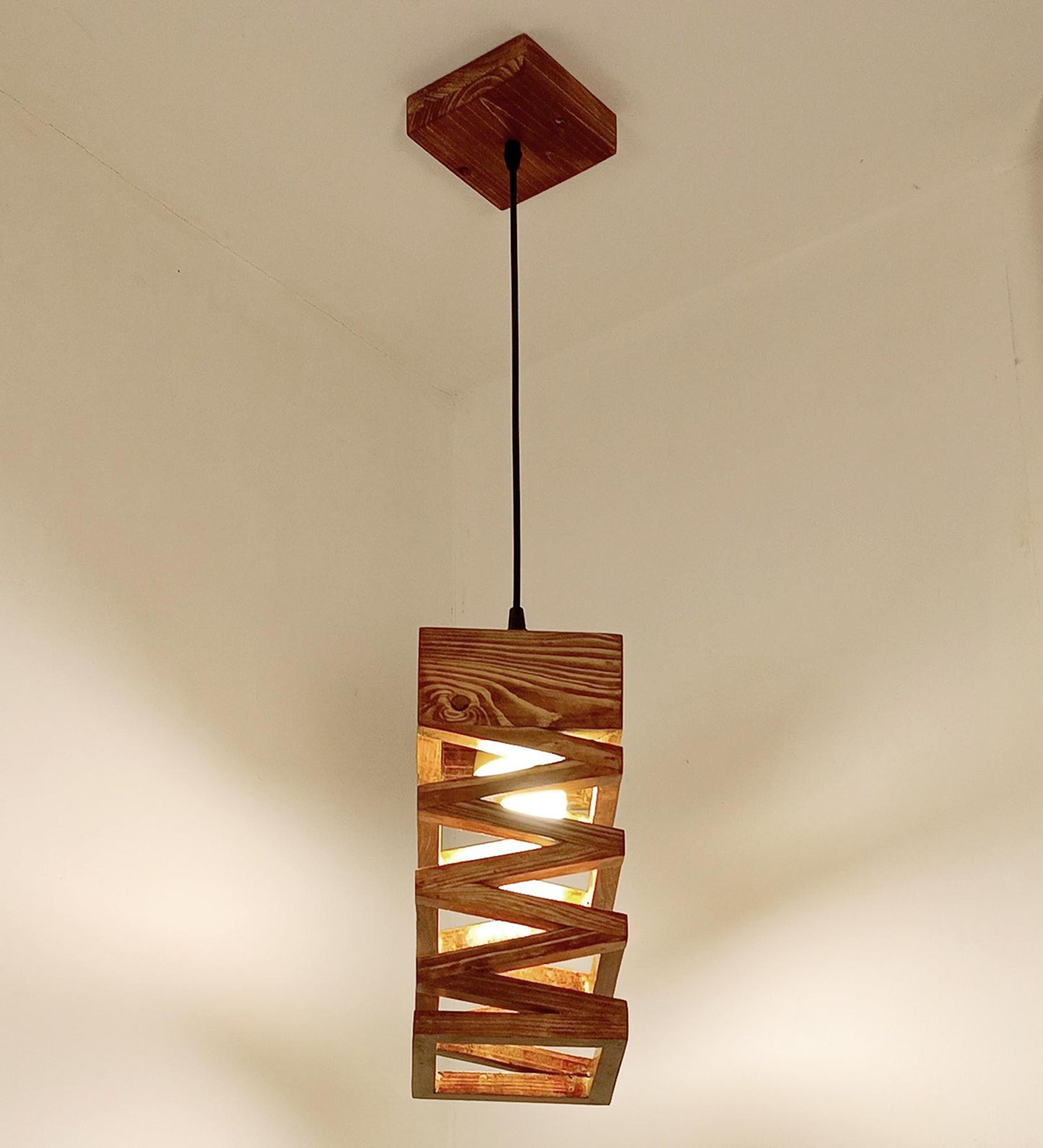 Bliss Brown Wooden Single Hanging Lamp
