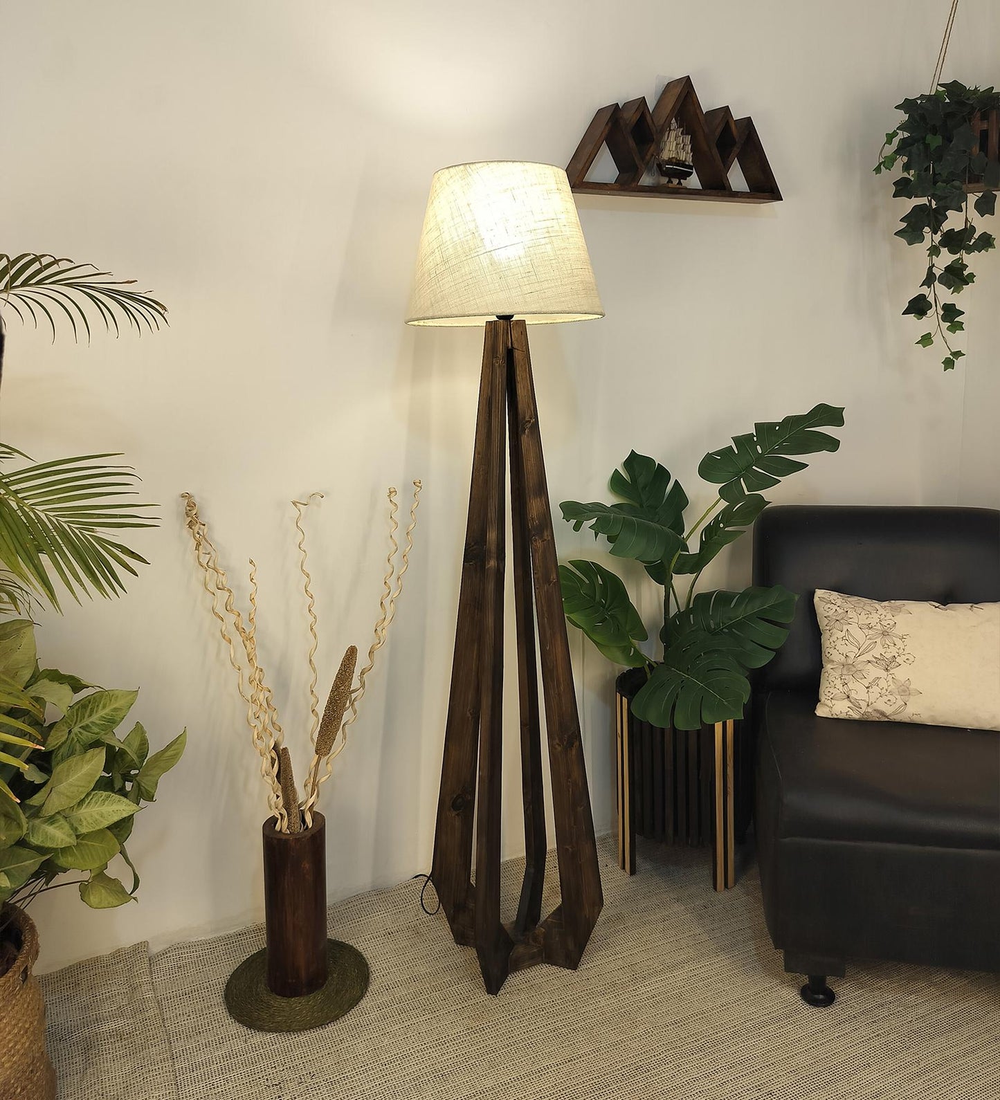 Mind Wooden Floor Lamp with Brown Base and Jute Fabric Lampshade