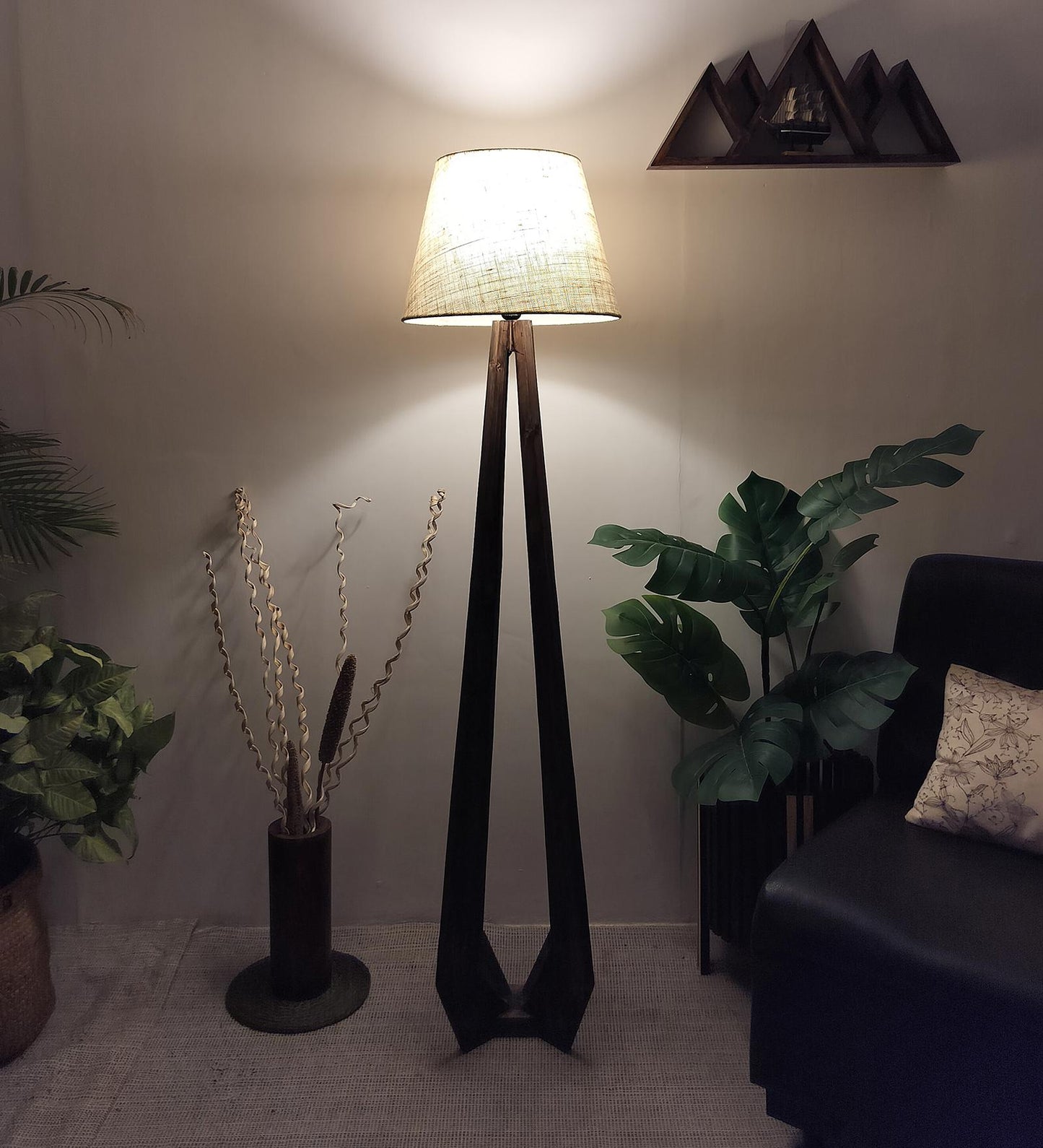 Mind Wooden Floor Lamp with Brown Base and Jute Fabric Lampshade