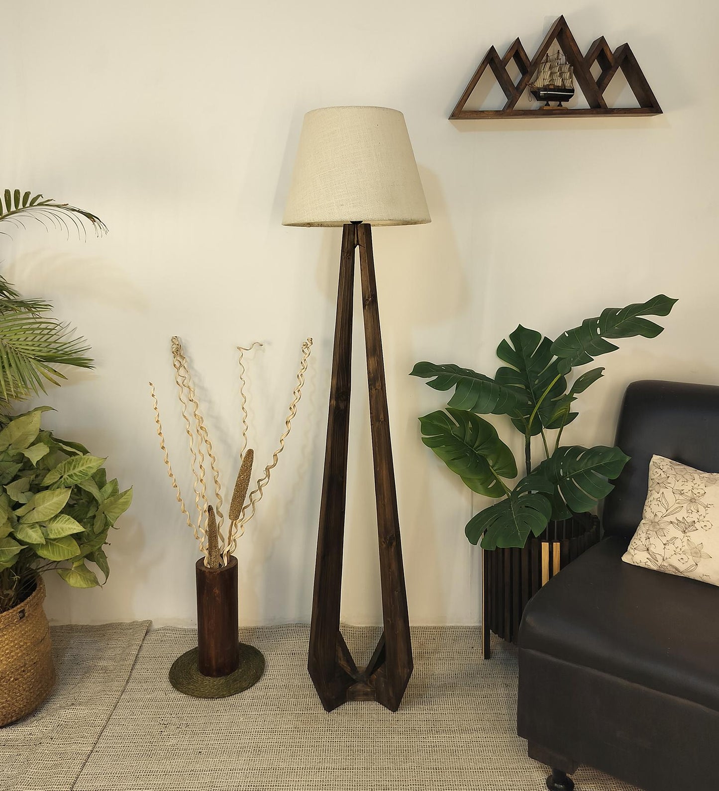 Mind Wooden Floor Lamp with Brown Base and Jute Fabric Lampshade
